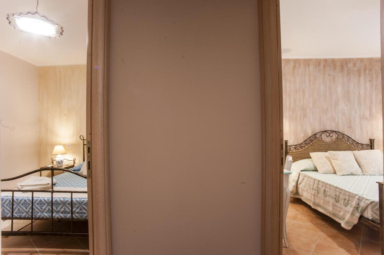 Vila Sobia Manna Chia Exteriér fotografie